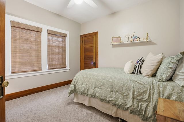2431 14th Avenue, Moline, IL 61265