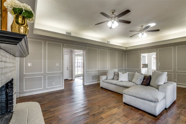 2261 Woodcreek, Carrollton, TX 75006