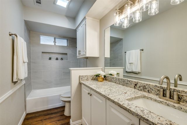 2261 Woodcreek, Carrollton, TX 75006