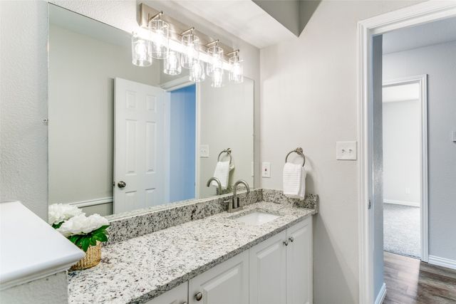 2261 Woodcreek, Carrollton, TX 75006