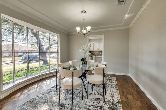 2261 Woodcreek, Carrollton, TX 75006
