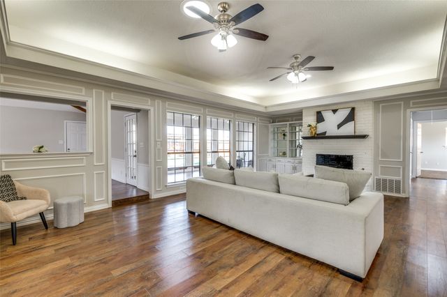 2261 Woodcreek, Carrollton, TX 75006