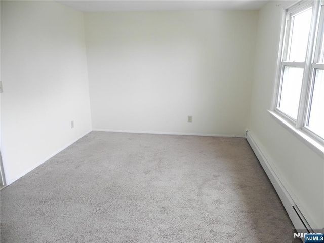 2 Tuve Lane 2, South Hackensack, NJ 07606