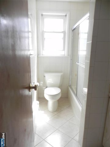 2 Tuve Lane 2, South Hackensack, NJ 07606