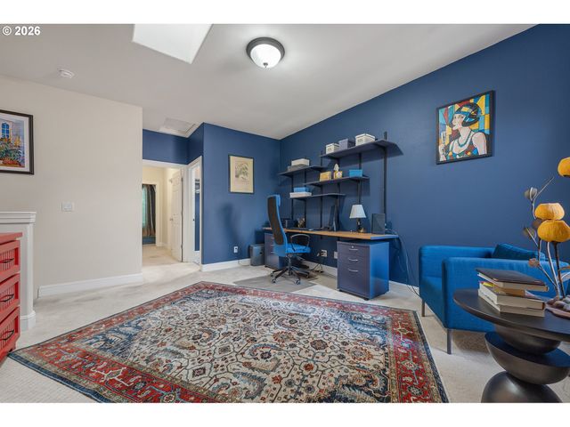 1027 Ne HANCOCK St, Portland, OR 97212