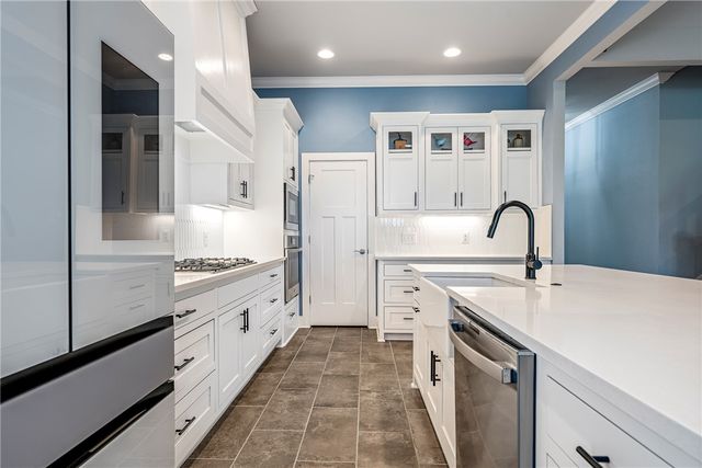 6414 S 63rd Street, Rogers, AR 72758