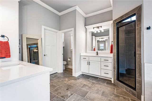 6414 S 63rd Street, Rogers, AR 72758
