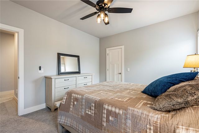 6414 S 63rd Street, Rogers, AR 72758
