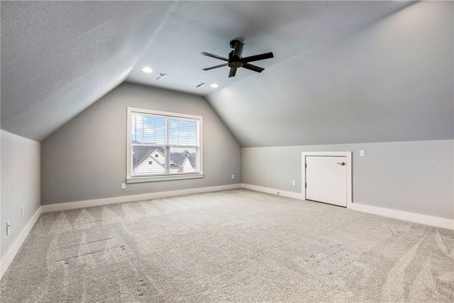 6414 S 63rd Street, Rogers, AR 72758