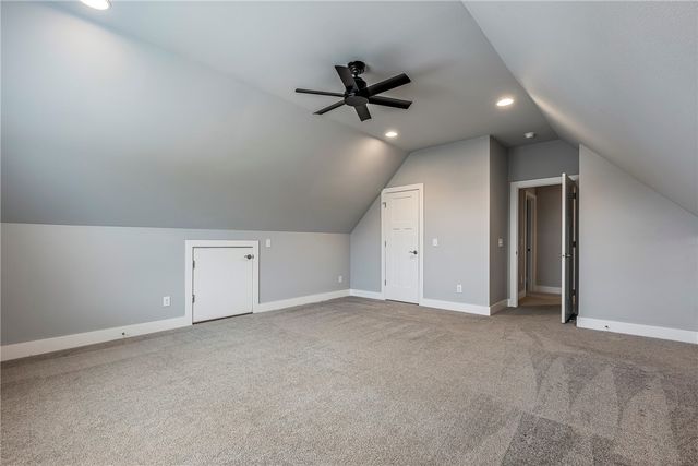 6414 S 63rd Street, Rogers, AR 72758