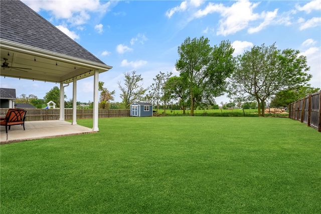 6414 S 63rd Street, Rogers, AR 72758