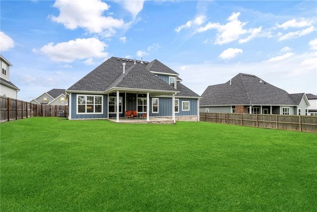 6414 S 63rd Street, Rogers, AR 72758