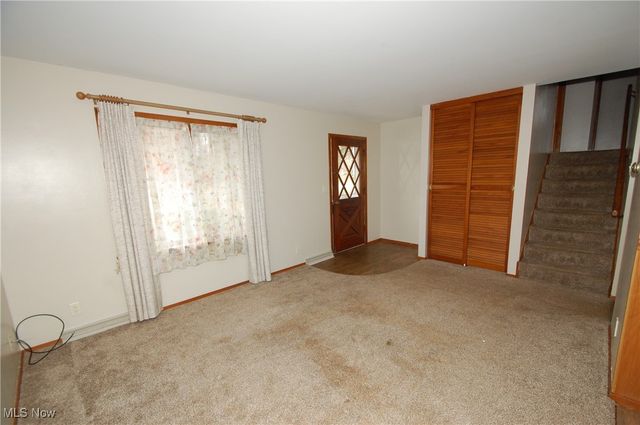 435 S Hillside Drive, Canfield, OH 44406