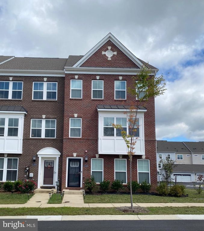 11525 CHARLOTTE BRONTE LN, White Plains, MD 20695