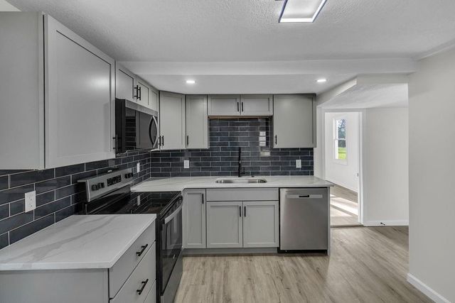 5112 Rinker Road, Kansas City, MO 64129