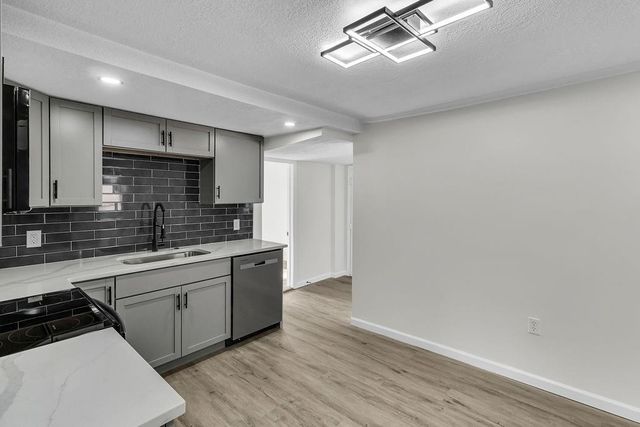 5112 Rinker Road, Kansas City, MO 64129