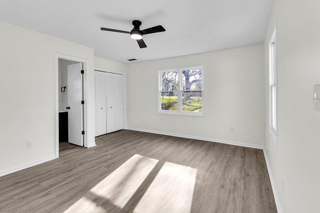 5112 Rinker Road, Kansas City, MO 64129