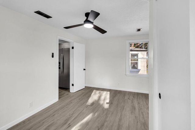 5112 Rinker Road, Kansas City, MO 64129