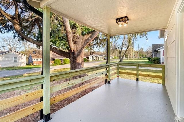 5112 Rinker Road, Kansas City, MO 64129