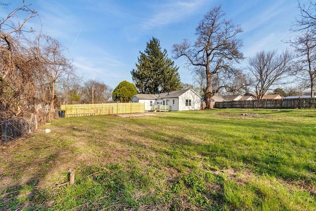 5112 Rinker Road, Kansas City, MO 64129