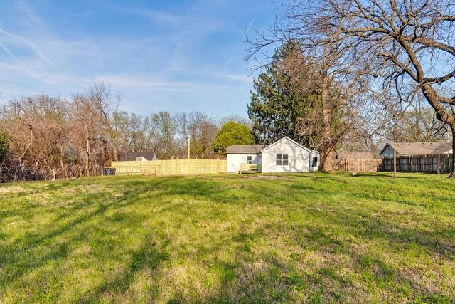 5112 Rinker Road, Kansas City, MO 64129