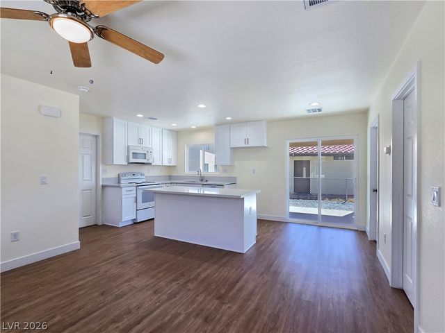 660 San Lorenzo Street, Pahrump, NV 89048