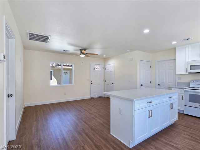660 San Lorenzo Street, Pahrump, NV 89048