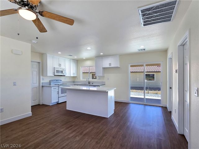 660 San Lorenzo Street, Pahrump, NV 89048