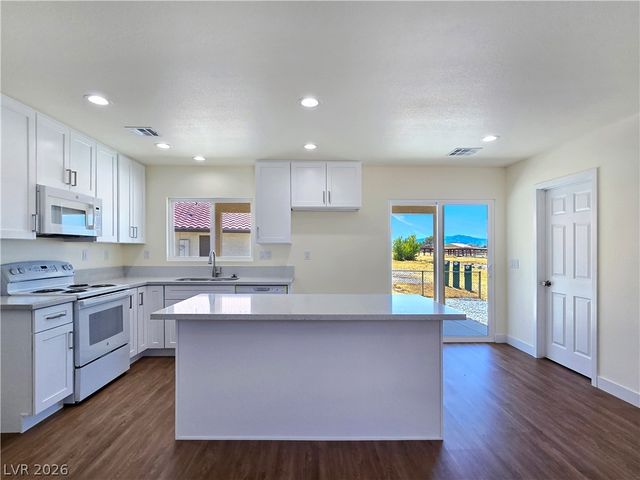660 San Lorenzo Street, Pahrump, NV 89048