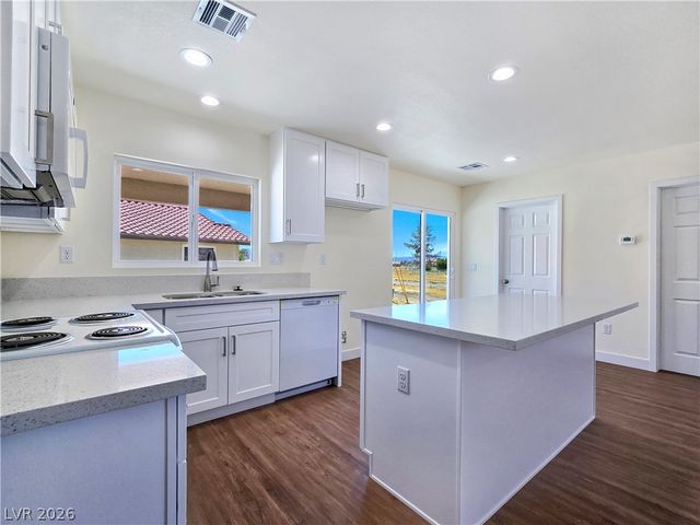 660 San Lorenzo Street, Pahrump, NV 89048