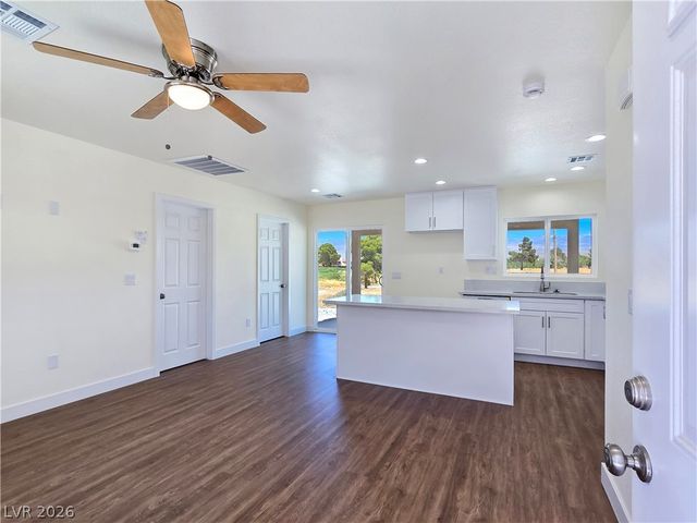 660 San Lorenzo Street, Pahrump, NV 89048