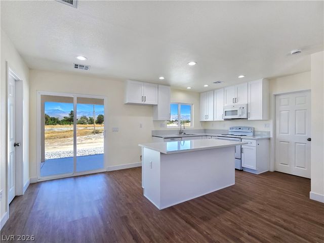 660 San Lorenzo Street, Pahrump, NV 89048