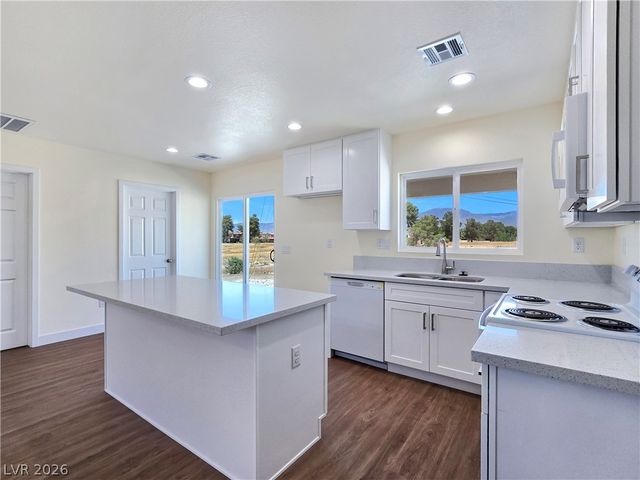 660 San Lorenzo Street, Pahrump, NV 89048