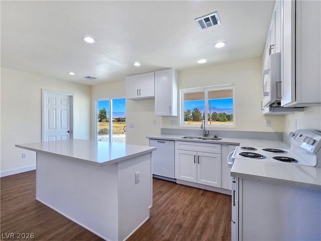 660 San Lorenzo Street, Pahrump, NV 89048
