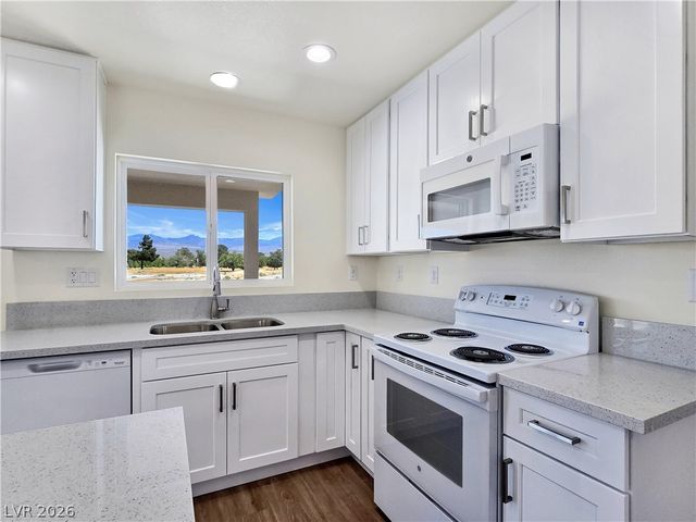 660 San Lorenzo Street, Pahrump, NV 89048