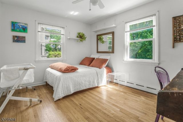 33 Irvington Pl, Hawthorne Boro, NJ 07506
