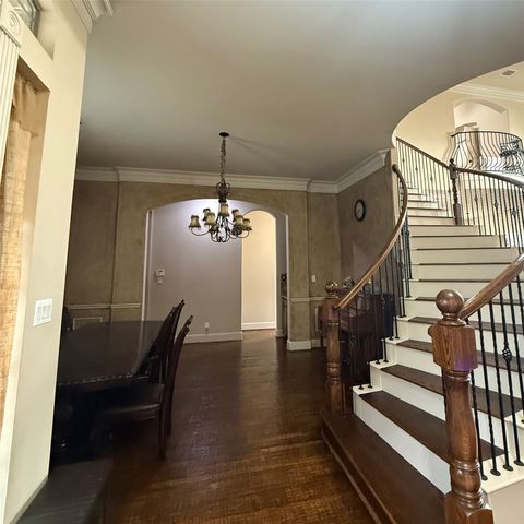 405 Preston Creek Drive, Mckinney, TX 75072