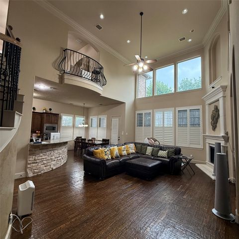 405 Preston Creek Drive, Mckinney, TX 75072