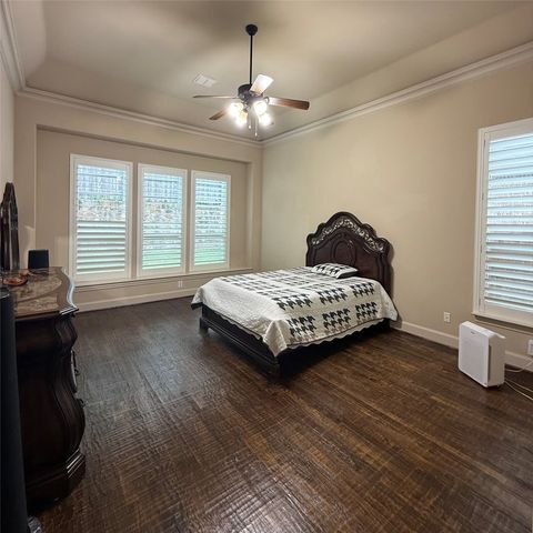 405 Preston Creek Drive, Mckinney, TX 75072