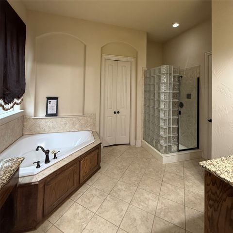 405 Preston Creek Drive, Mckinney, TX 75072