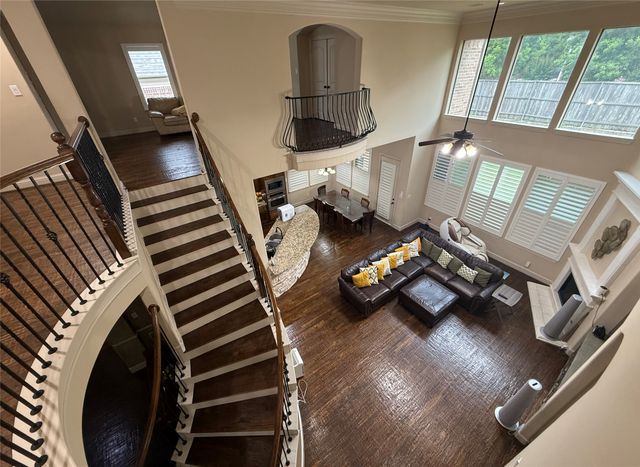 405 Preston Creek Drive, Mckinney, TX 75072