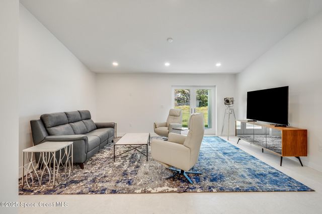 157 Miami Avenue, Indialantic, FL 32903