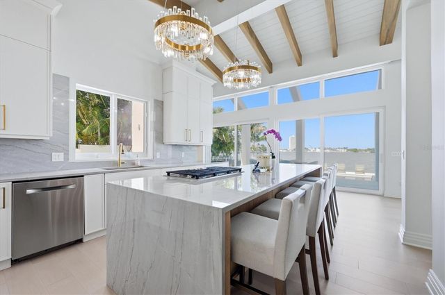 216 BIRD KEY DRIVE, Sarasota, FL 34236