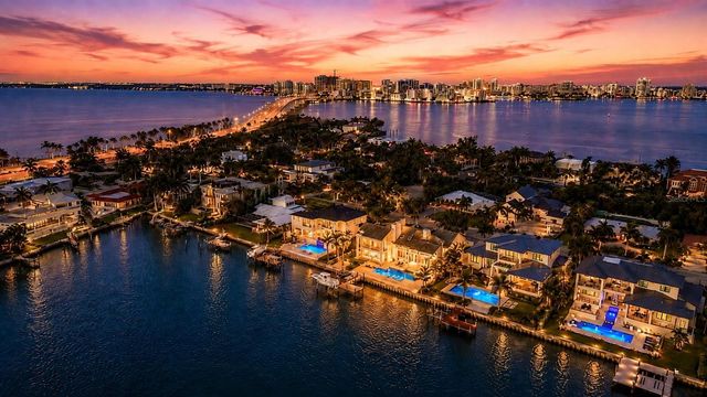 216 BIRD KEY DRIVE, Sarasota, FL 34236