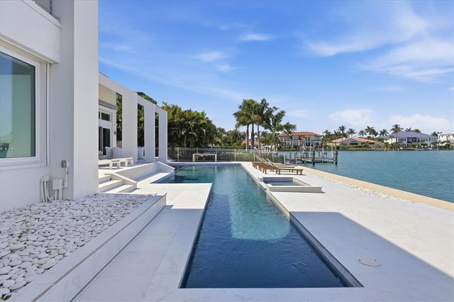 216 BIRD KEY DRIVE, Sarasota, FL 34236