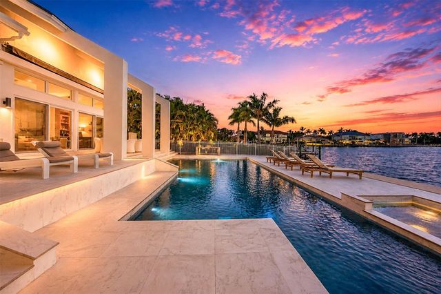 216 BIRD KEY DRIVE, Sarasota, FL 34236