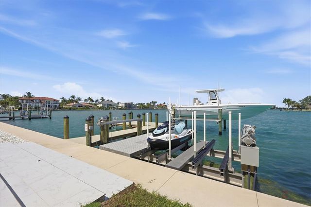 216 BIRD KEY DRIVE, Sarasota, FL 34236