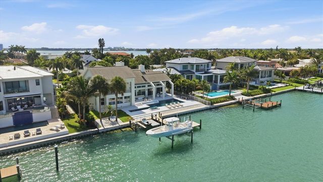 216 BIRD KEY DRIVE, Sarasota, FL 34236