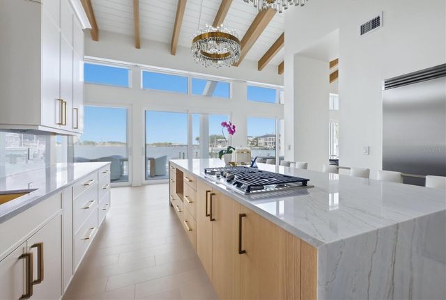 216 BIRD KEY DRIVE, Sarasota, FL 34236