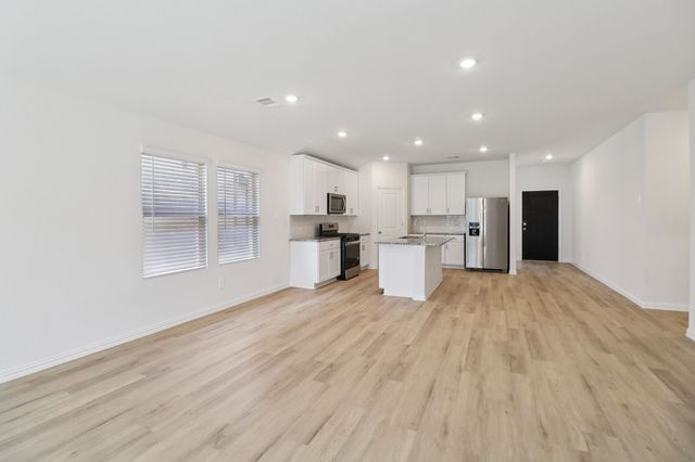 1943 Furlong Drive, Seagoville, TX 75159